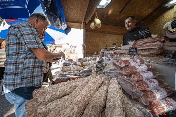 20. Huttwiler Käsemarkt & Volksmusiktage am 3. und 4. Oktober 2026