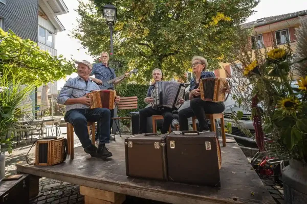 20. Huttwiler Käsemarkt & Volksmusiktage am 3. und 4. Oktober 2026