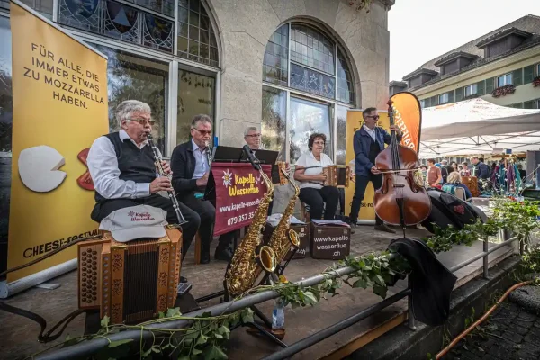 20. Huttwiler Käsemarkt & Volksmusiktage am 3. und 4. Oktober 2026